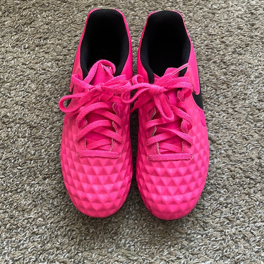 Girls soccer cleats